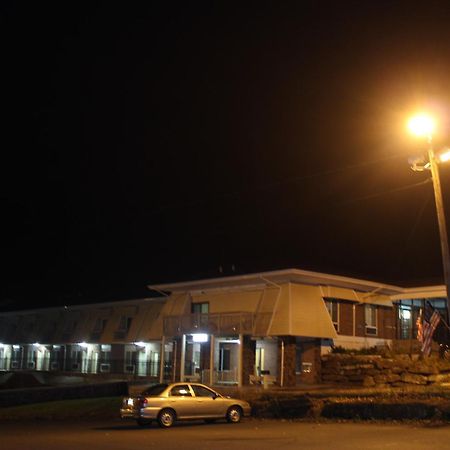 Passport Inn And Suites - Middletown Exterior photo